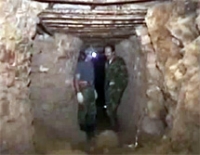 &Lambda;&alpha;ύ&rho;&iota;&omicron;: &Eta; &alpha;&rho;&gamma;&upsilon;&rho;ώ&delta;&eta;&sigmaf; &pi;&eta;&gamma;ή &tau;&omicron;&upsilon; &Chi;&rho;&upsilon;&sigma;&omicron;ύ &Alpha;&iota;ώ&nu;&alpha;