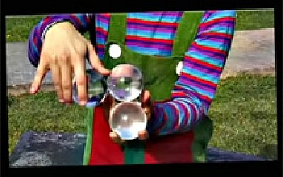 Περιπέτειες στο πάρκο - Ο ξεμαλλιασμένος κλόουν-Σύνθεση με αχώριστα μόρια